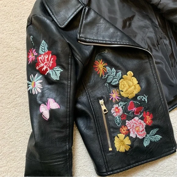 Romeo & Juliet Couture small Moto jacket black Faux Leather embroidered flowers - Picture 8 of 16